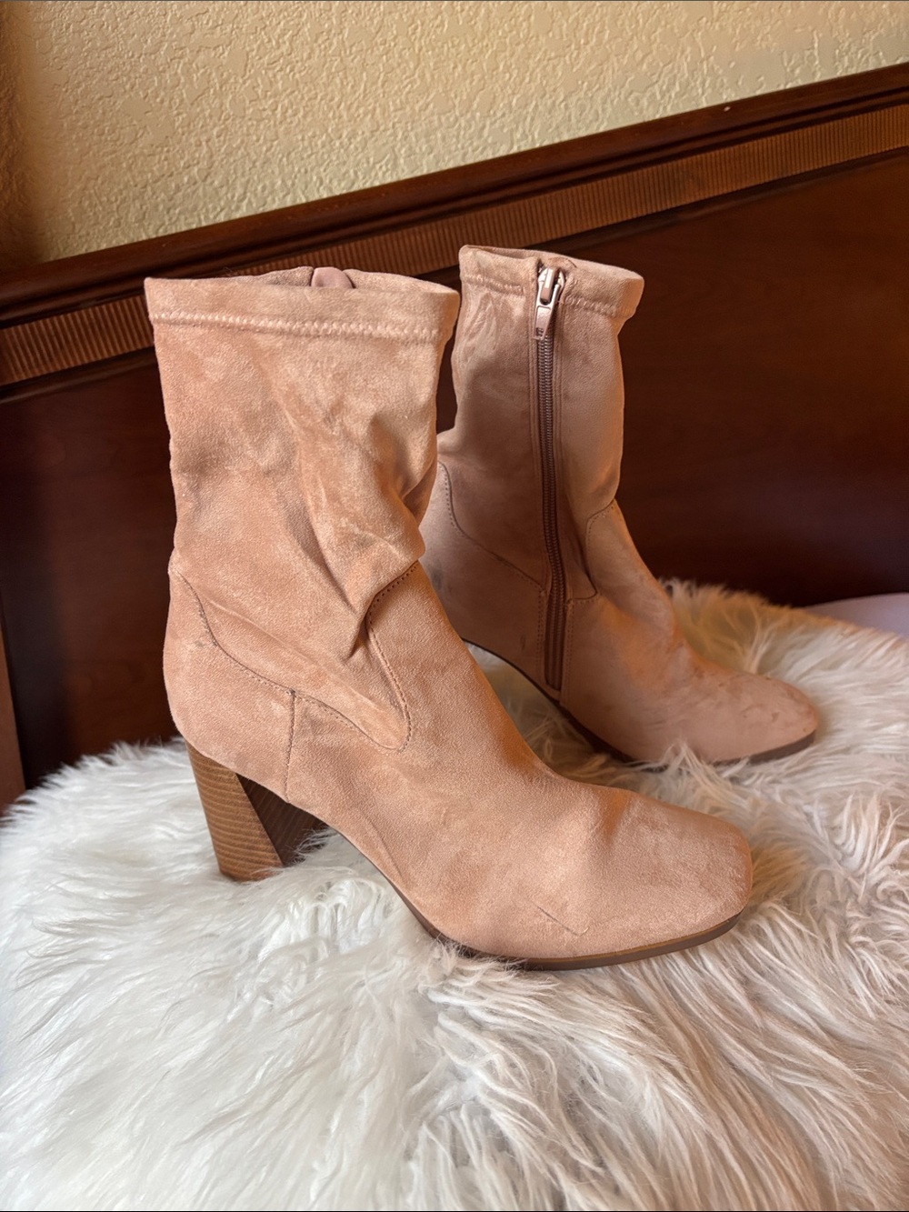 Chinese Laundry Blush Suede Mid-Calf Block Heel Boots Size 7
